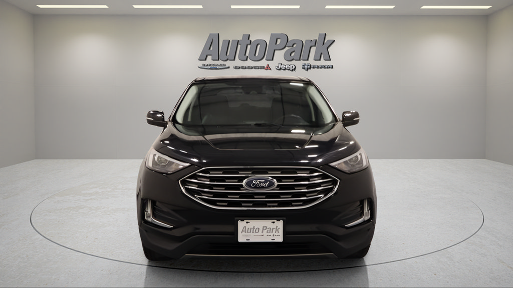 Used 2022 Ford Edge Titanium AWD/4WD image 3