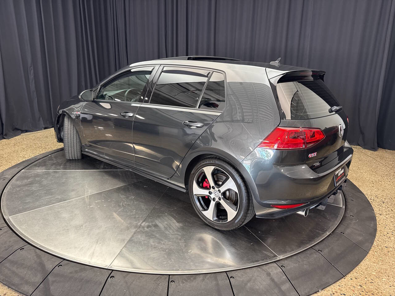 Used 2017 Volkswagen GTI Autobahn FWD image 5