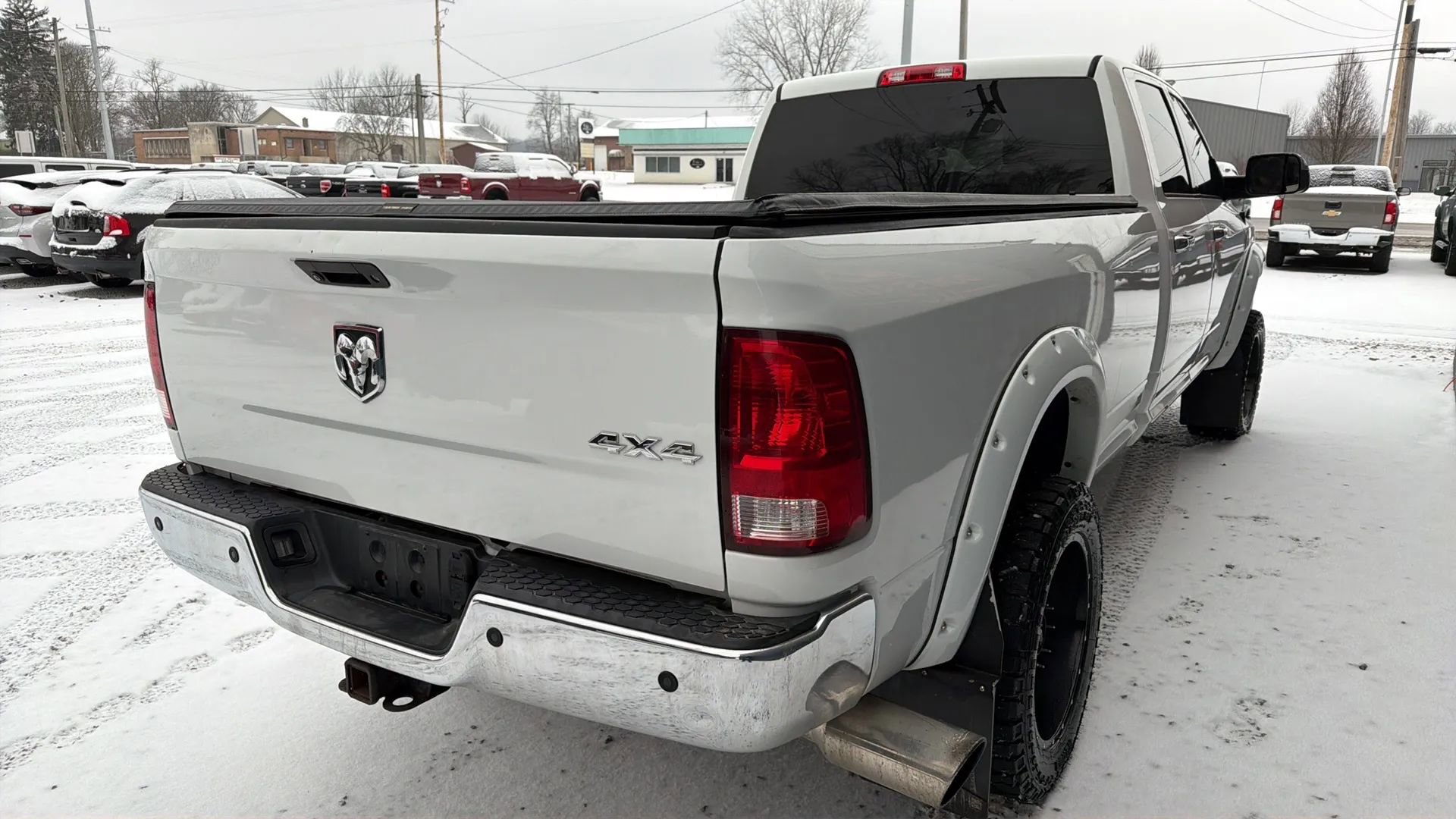 Used 2016 RAM 2500 Tradesman w/ Chrome Appearance Group image 5