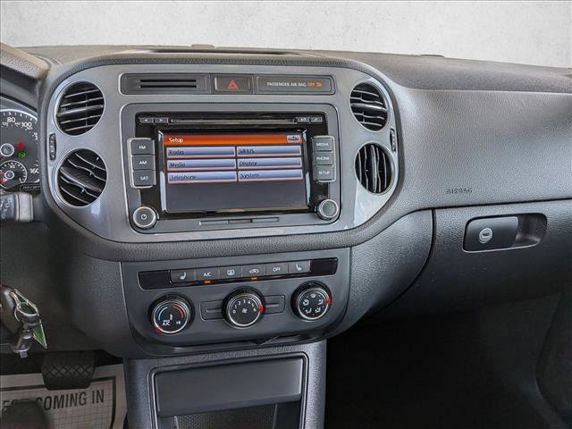 Used 2015 Volkswagen Tiguan S AWD/4WD image 12