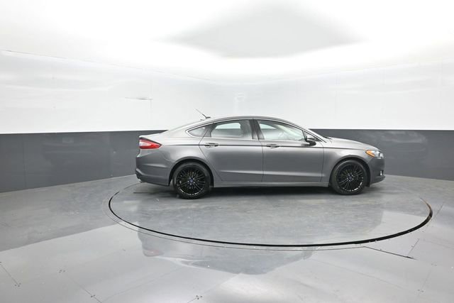 Used 2014 Ford Fusion SE w/ Equipment Group 202A image 8