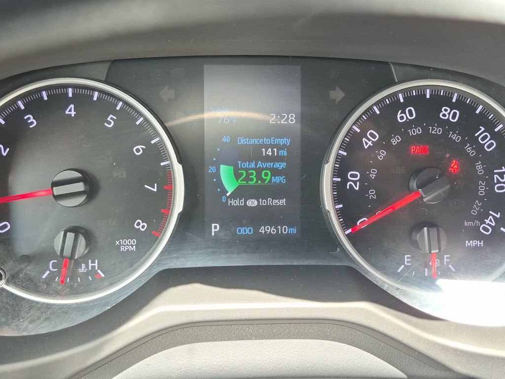 Used 2021 Toyota RAV4 LE w/ Carpet Mat Package (TMS) FWD image 20