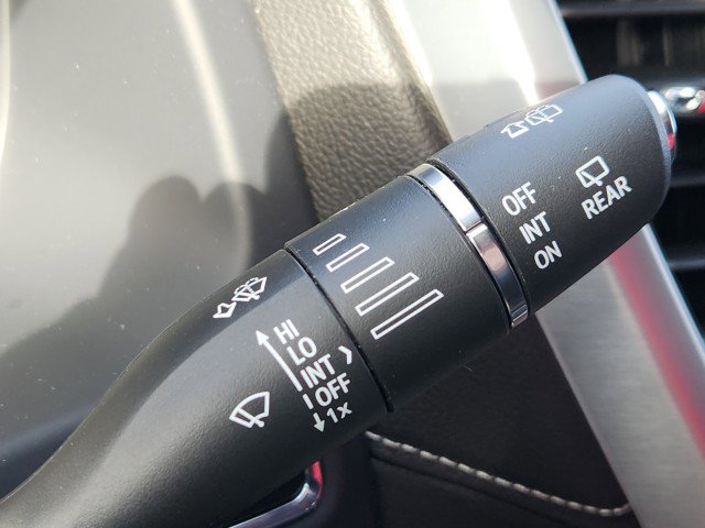 Used 2023 GMC Acadia SLE w/ Driver Convenience Package image 40