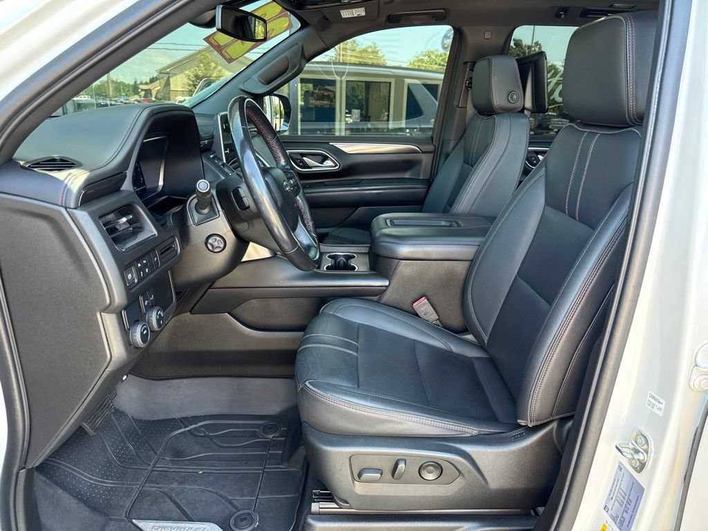 Used 2022 Chevrolet Tahoe RST w/ Luxury Package RWD image 28