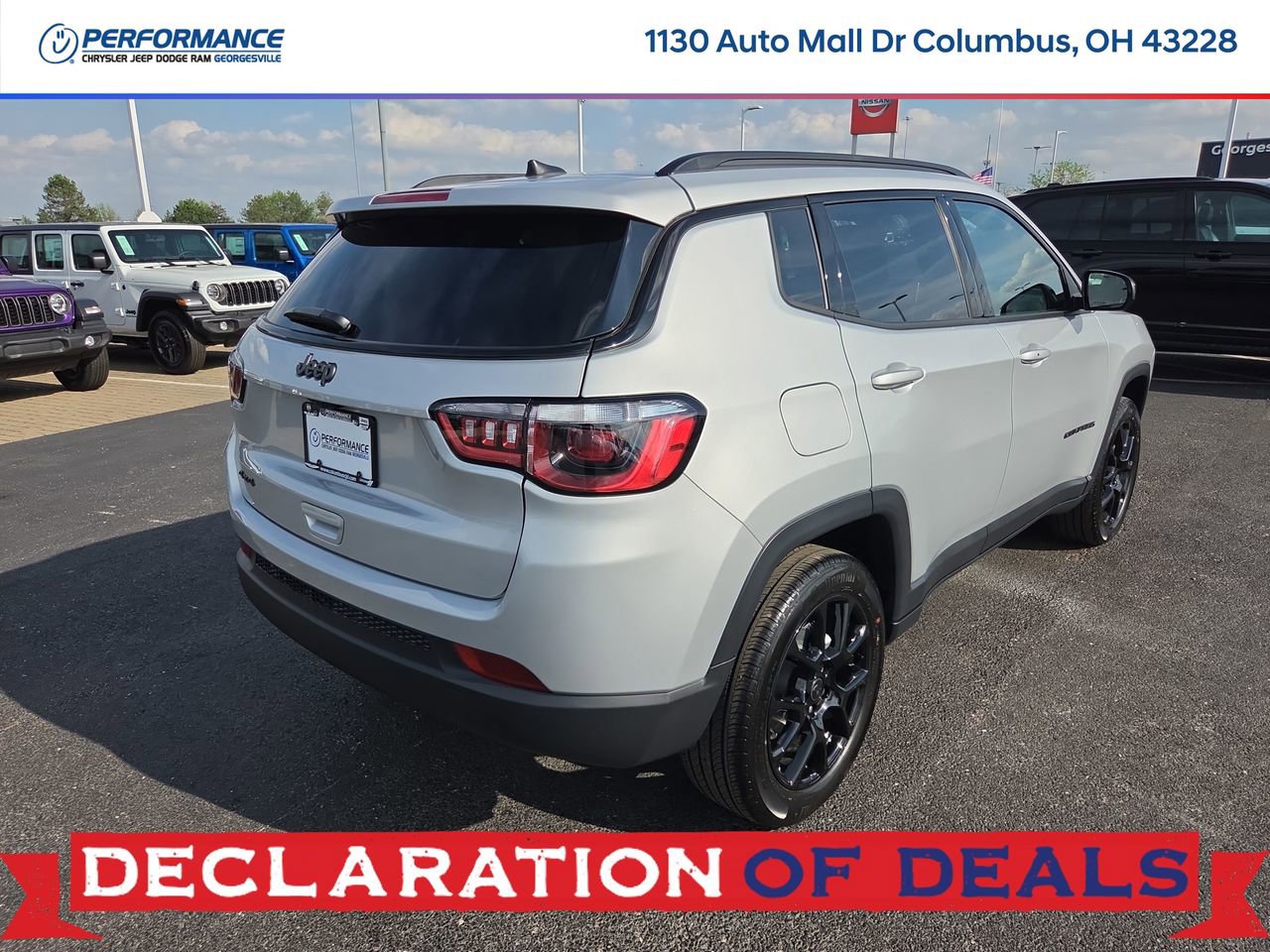 New 2026 Jeep Compass Latitude w/ Sun and Sound Group AWD/4WD image 7