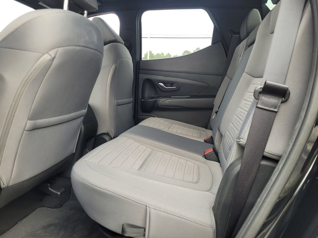 Used 2022 Hyundai Santa Cruz SEL Premium image 5