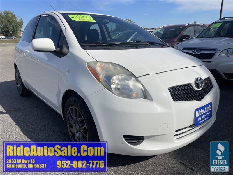 Used 2008 Toyota Yaris 2-Door Hatchback FWD image 3