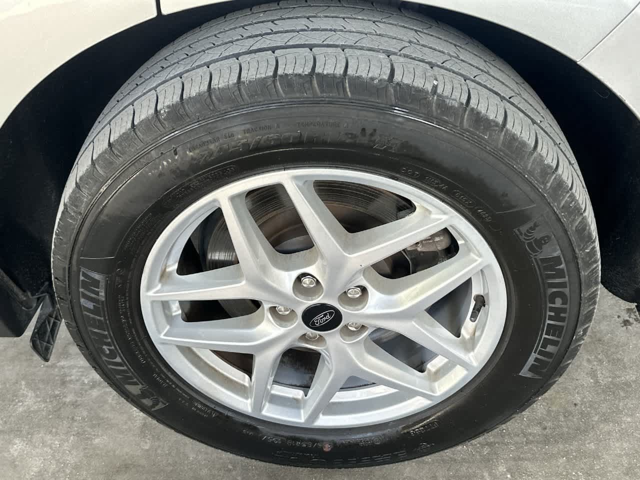 Used 2024 Ford Edge SEL AWD/4WD image 11