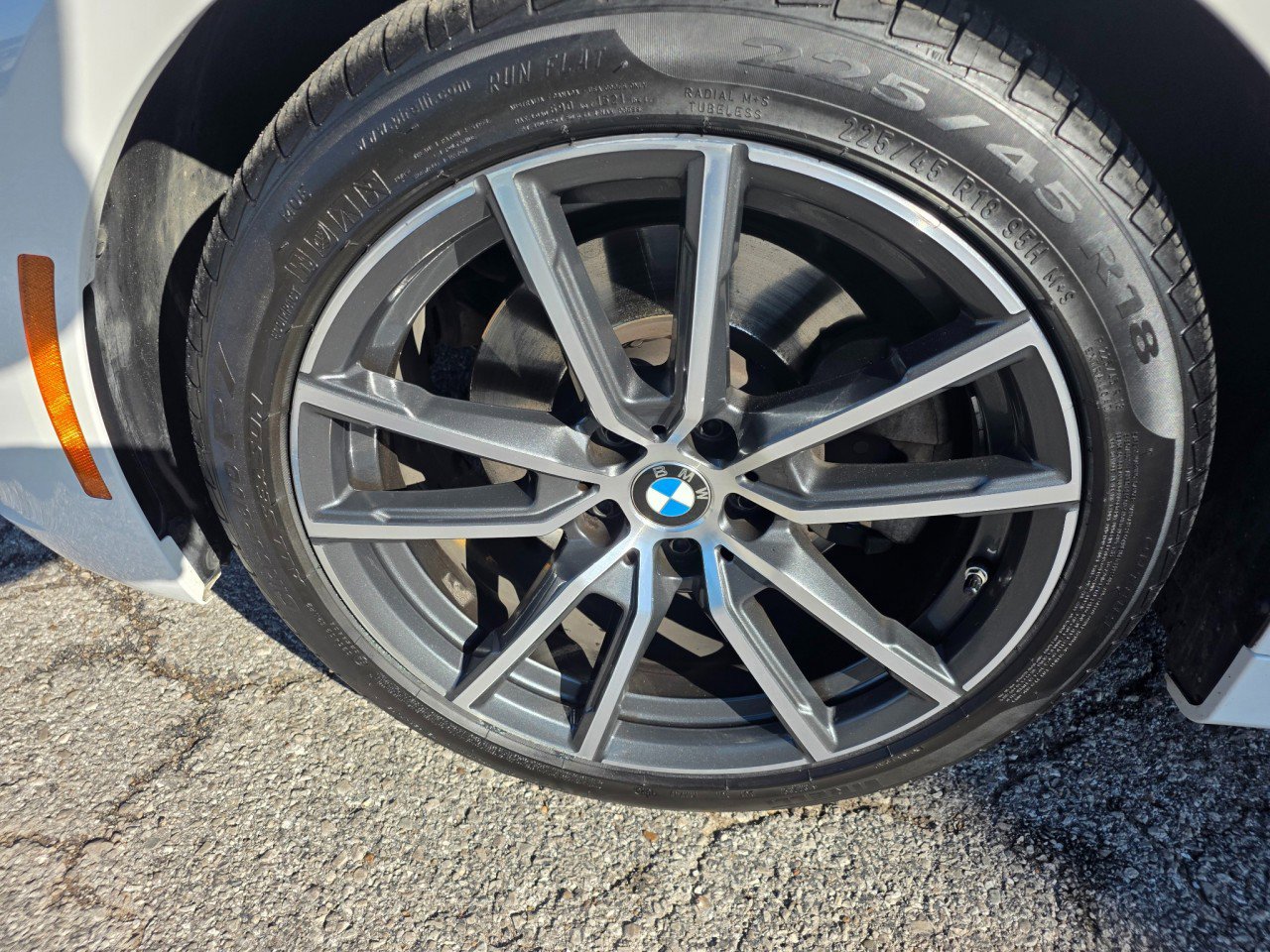 Used 2024 BMW 430i Convertible image 10