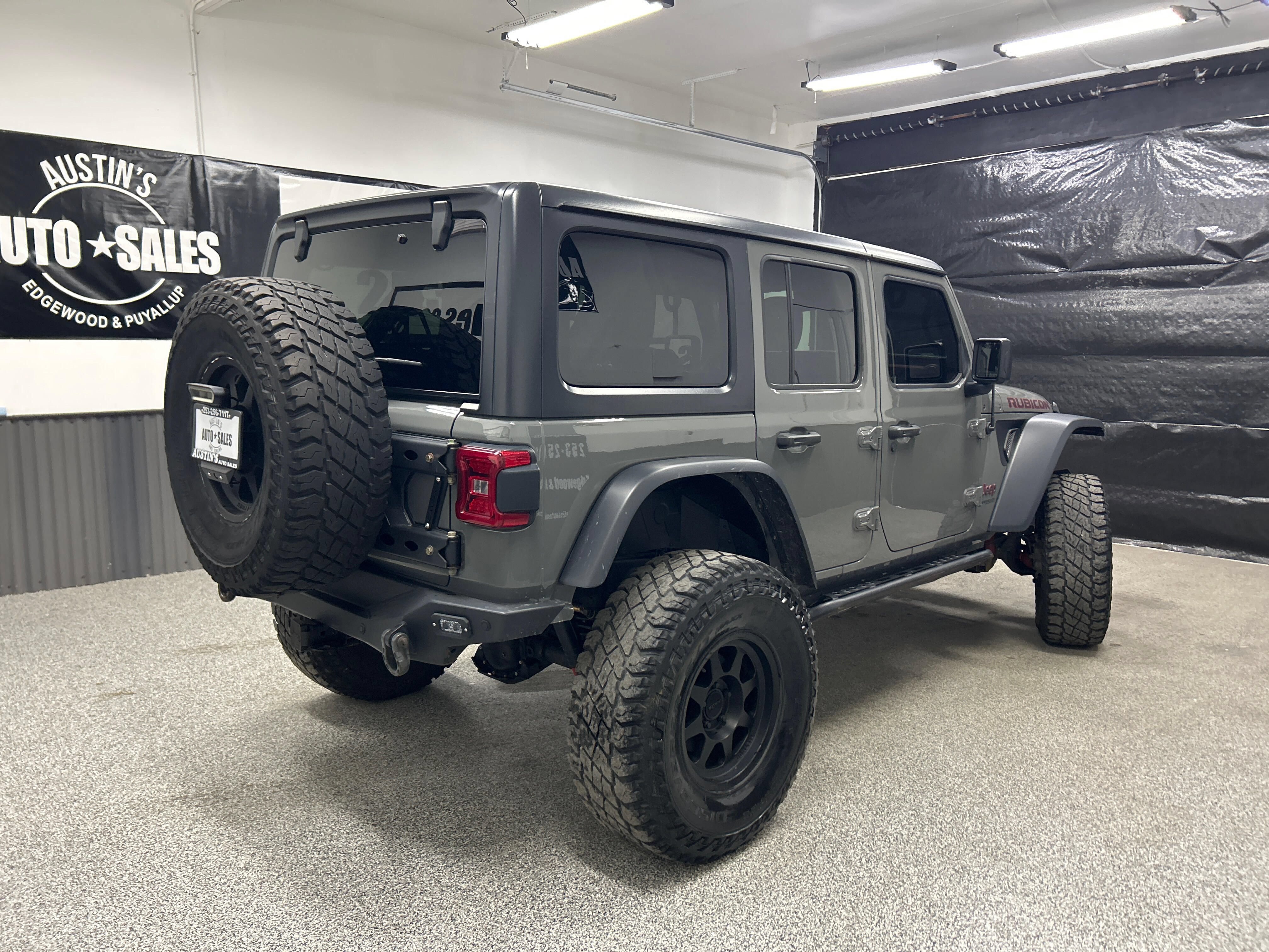 Used 2019 Jeep Wrangler Unlimited Rubicon AWD/4WD image 6