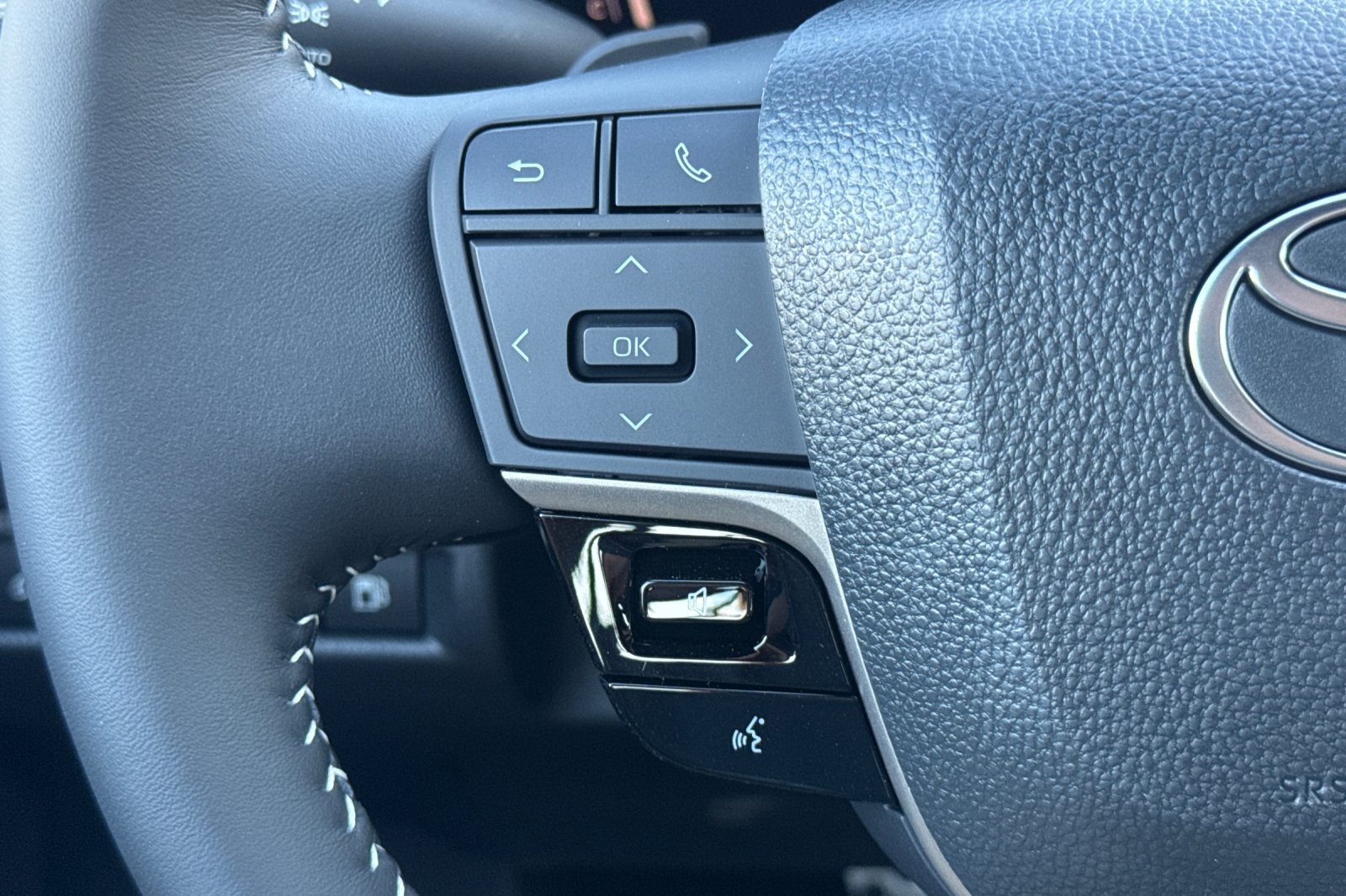 New 2026 Toyota Camry SE w/ Convenience Package FWD image 26