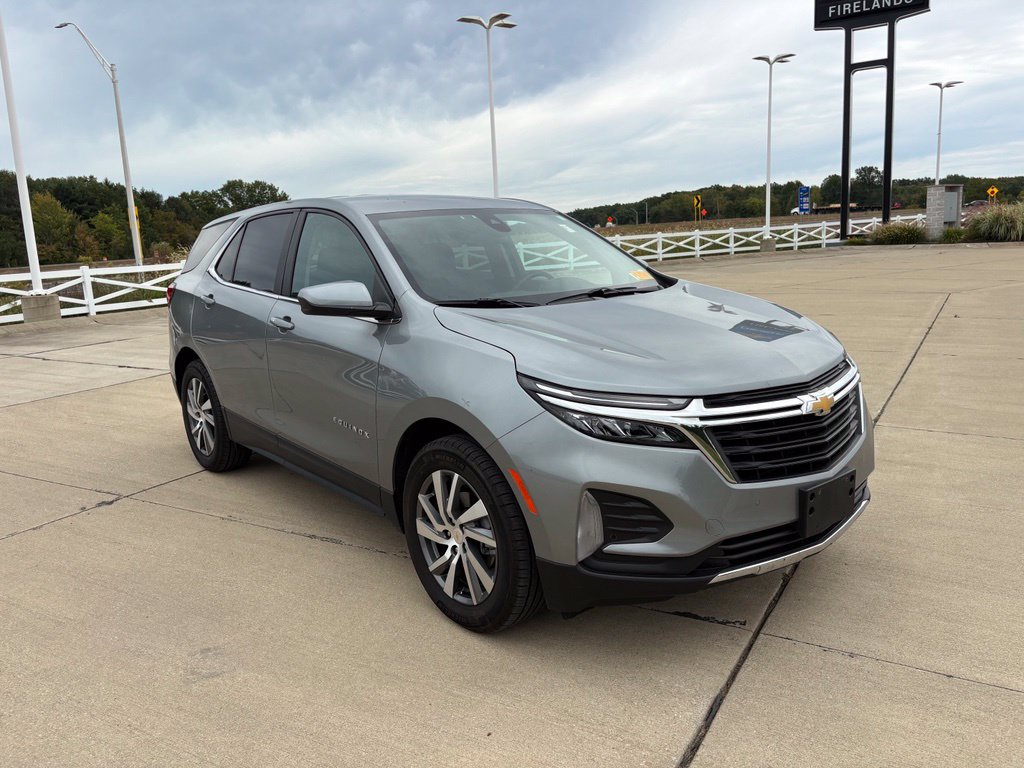 Used 2024 Chevrolet Equinox LT w/ LPO, Floor Liner Package FWD image 8