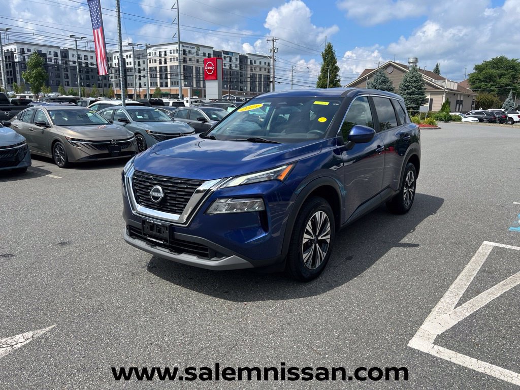 Used 2023 Nissan Rogue SV AWD/4WD image 3