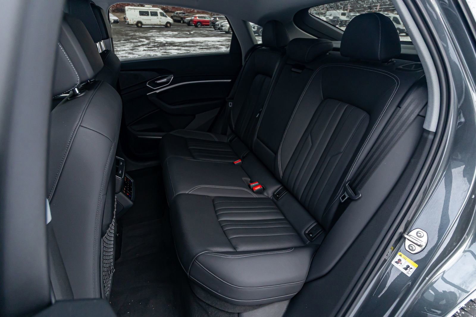 Used 2021 Audi e-tron Premium Plus w/ Premium Plus Package image 14