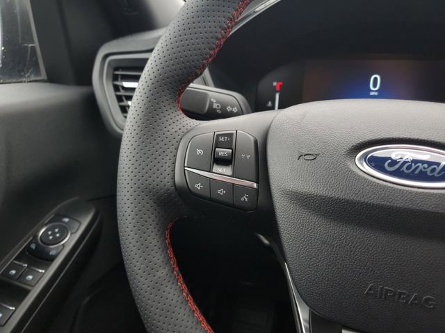 Used 2023 Ford Escape ST-Line image 13