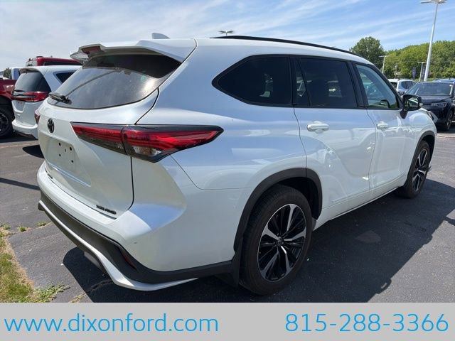 Used 2022 Toyota Highlander XSE AWD/4WD image 6