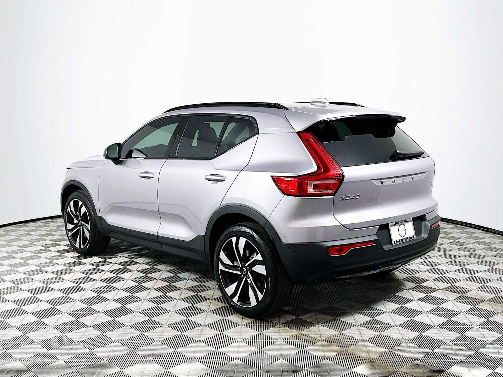 New 2026 Volvo XC40 B5 Ultra w/ Climate Package AWD/4WD image 5