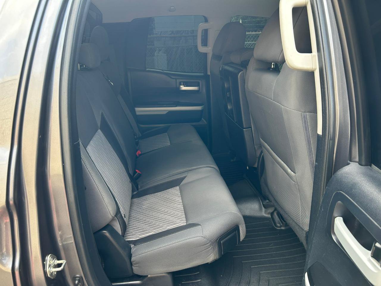 Used 2014 Toyota Tundra SR5 AWD/4WD image 14