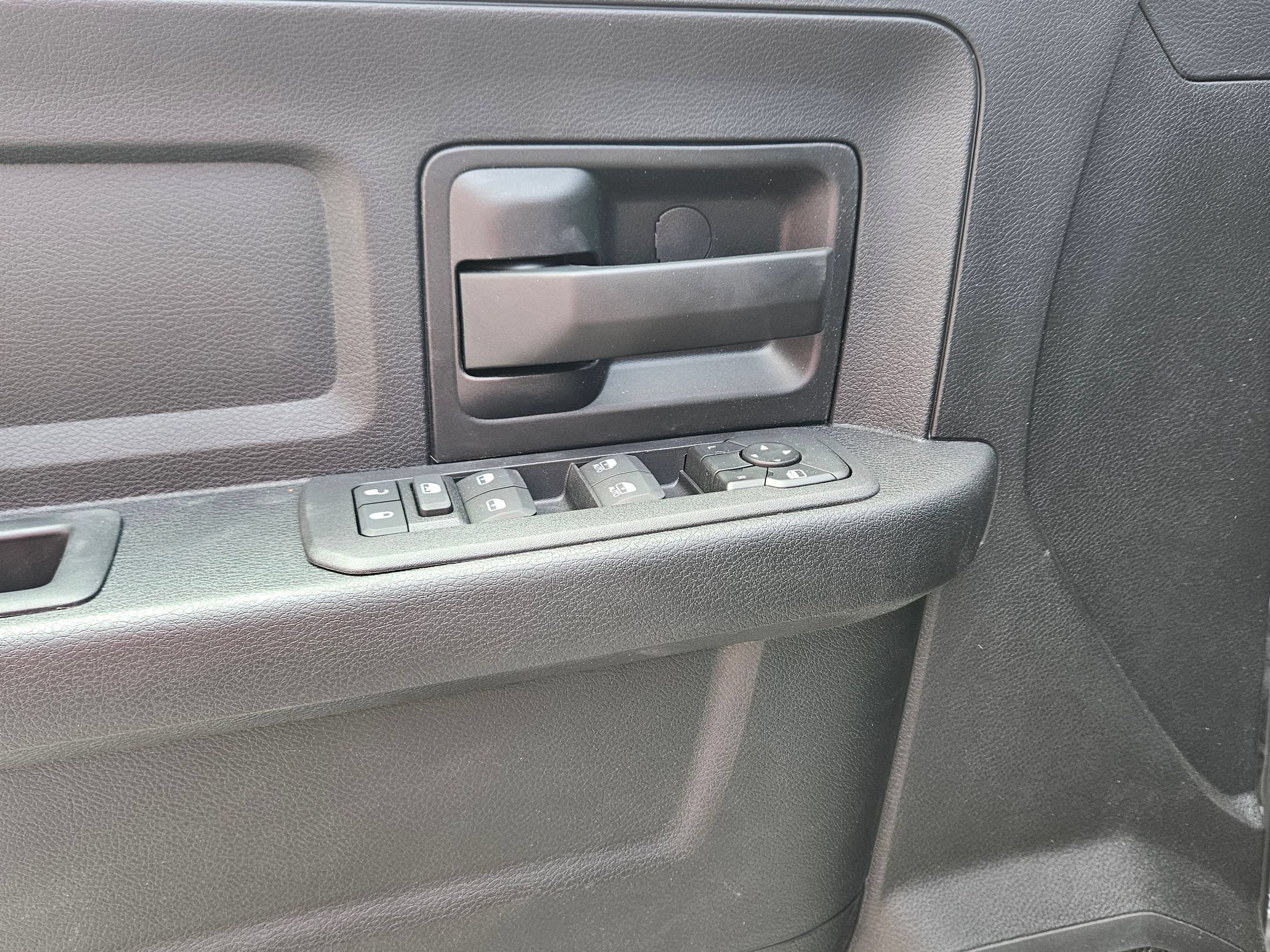 New 2026 RAM 3500 Tradesman AWD/4WD image 16