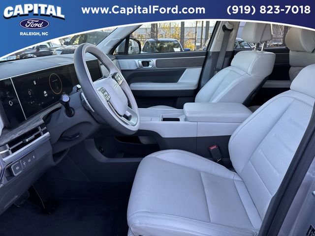 Used 2024 Hyundai Santa Fe Calligraphy w/ Tow & Go Package AWD/4WD image 17