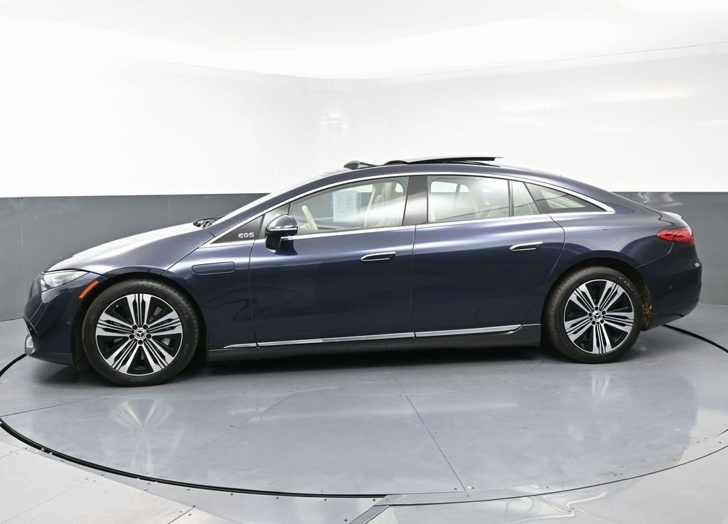 Used 2022 Mercedes-Benz EQS 450+ Sedan image 8