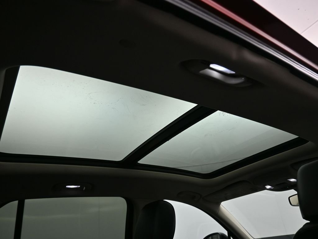Used 2023 Buick Envision Essence w/ Sport Touring Package FWD image 38