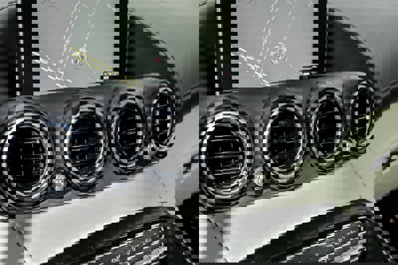 Used 2017 Mercedes-Benz AMG GT S w/ Exclusive Interior Package image 30