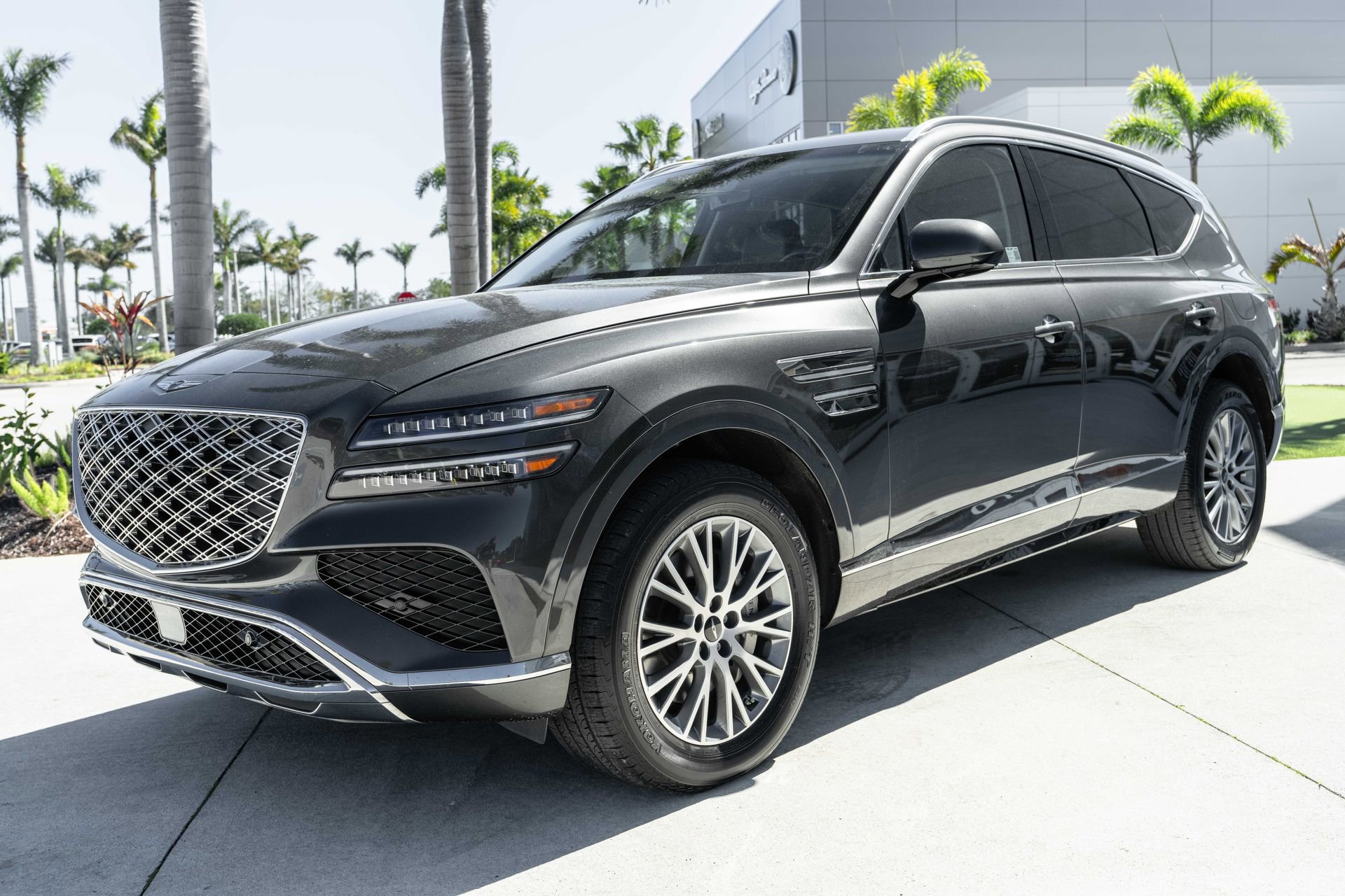 Used 2025 Genesis GV80 2.5T Standard image 5