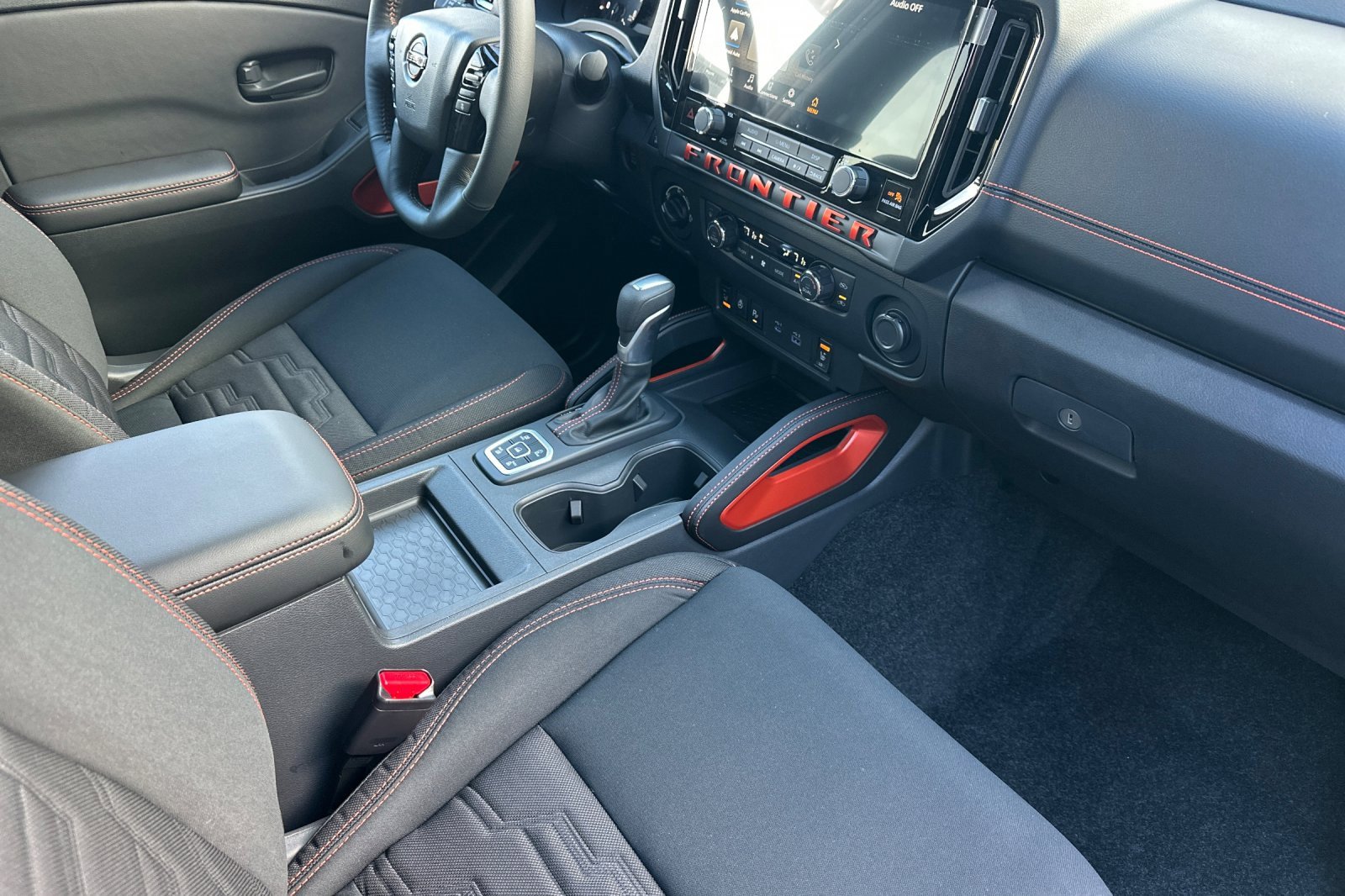 New 2026 Nissan Frontier PRO-4X w/ Tow Package image 18