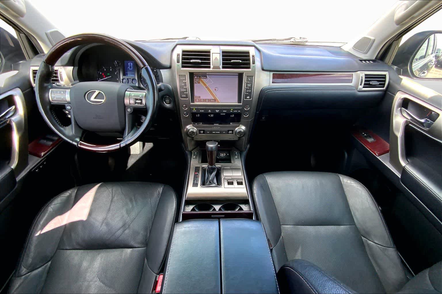 Used 2018 Lexus GX 460 Premium AWD/4WD image 15