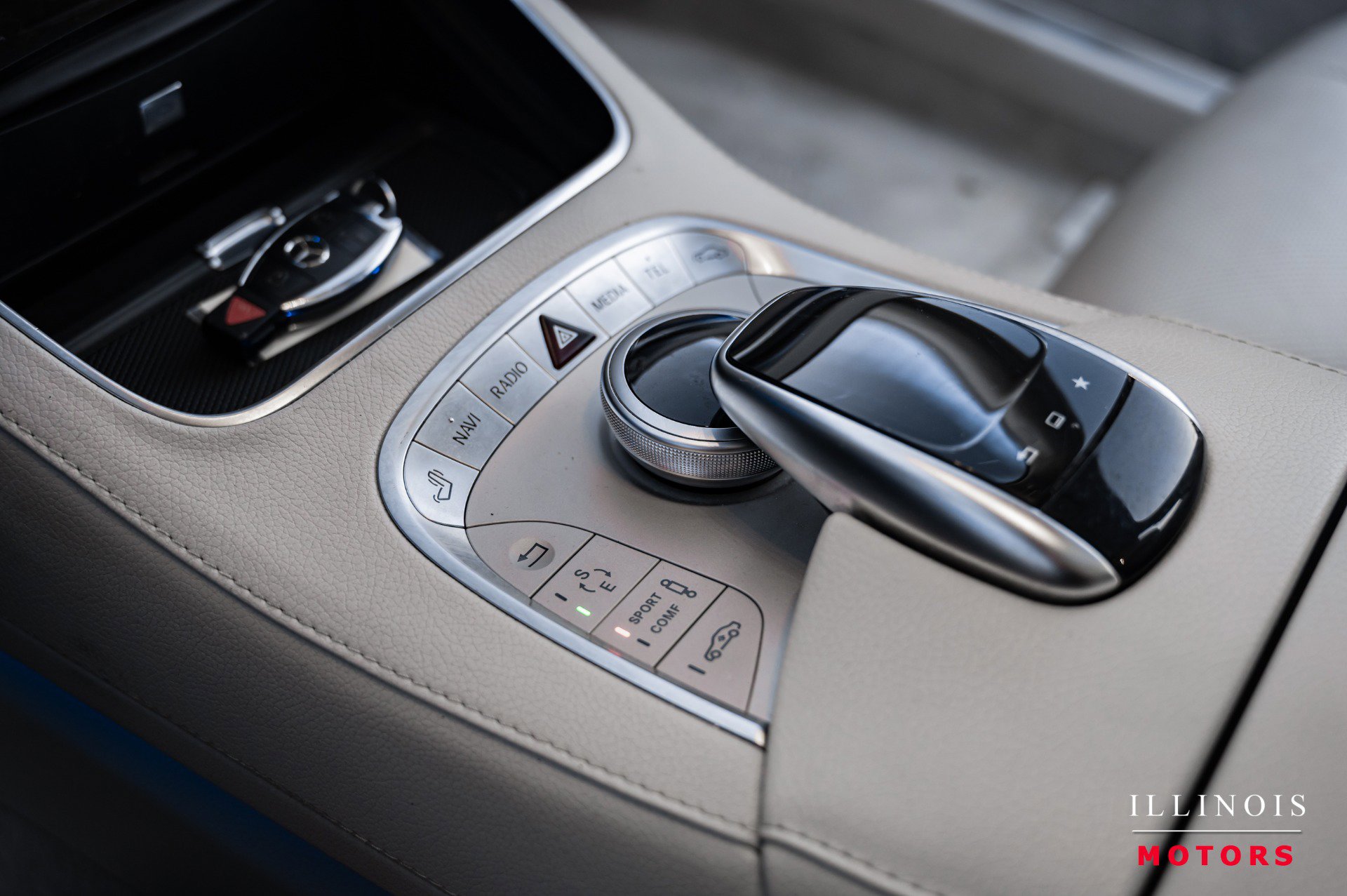 Used 2015 Mercedes-Benz S 550 Sedan w/ Premium 1 Package image 25