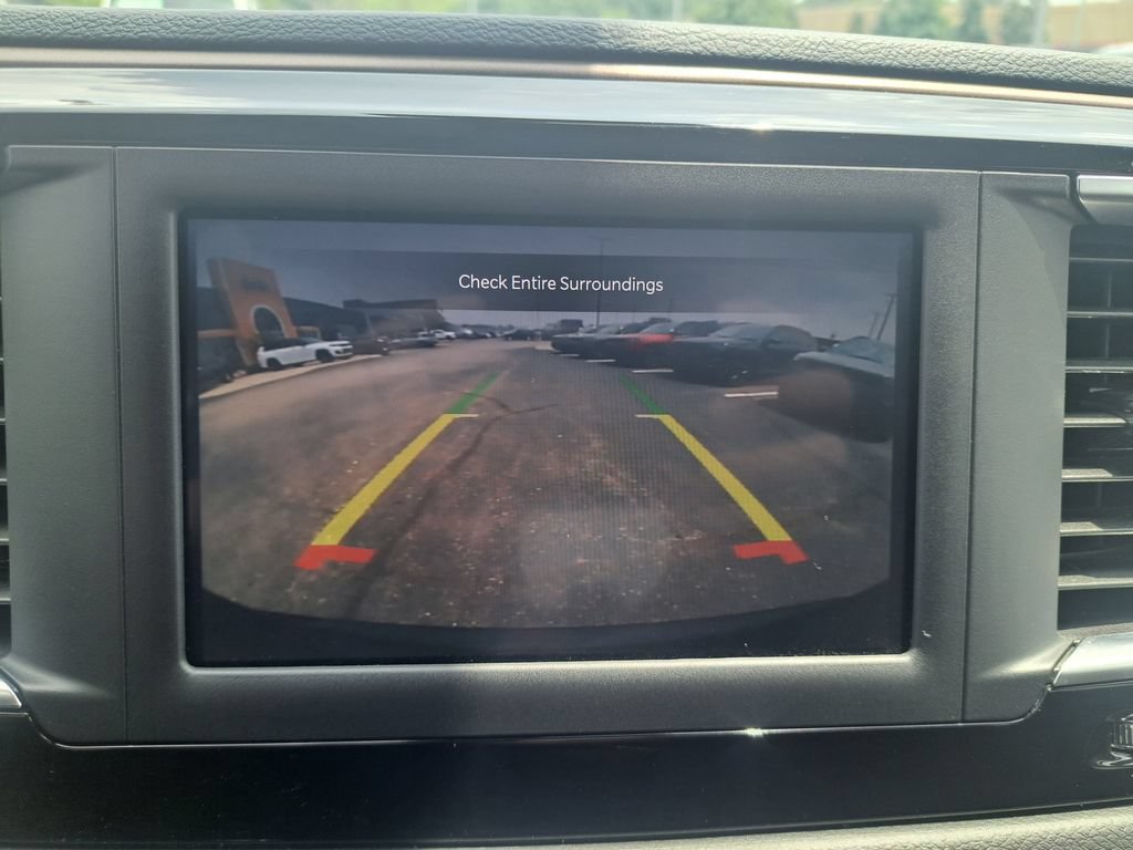 Certified 2023 Chrysler Voyager LX FWD image 14