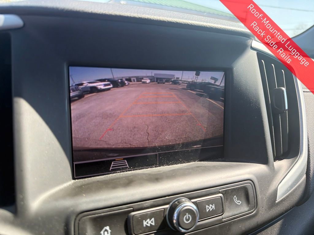 Used 2024 GMC Terrain SLE w/ Driver Convenience Package FWD image 24