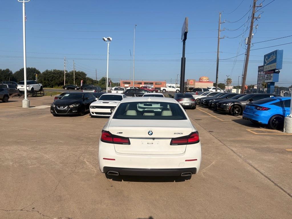 Used 2023 BMW 530i xDrive w/ Convenience Package AWD/4WD image 6