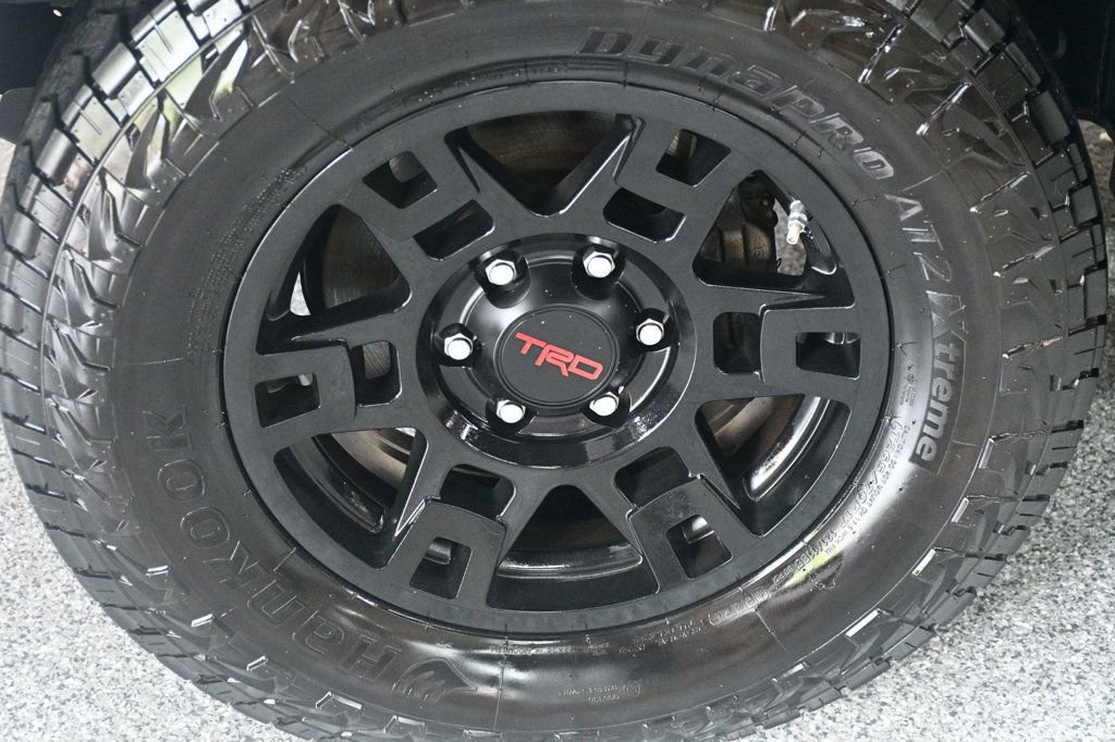 Used 2020 Toyota 4Runner TRD Off-Road Premium w/ Moonroof Package AWD/4WD image 20