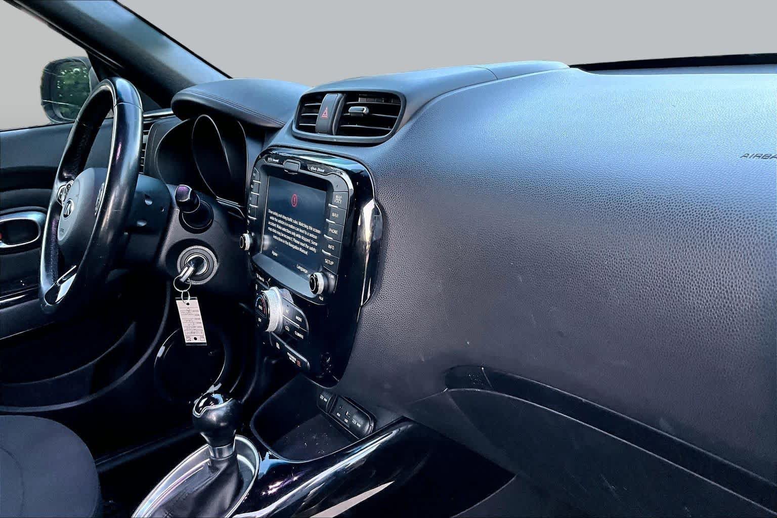 Used 2014 Kia Soul ! w/ Sun & Sound Package FWD image 18