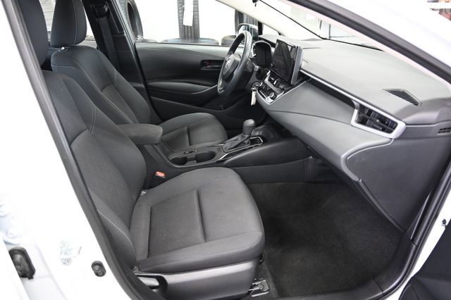 Used 2023 Toyota Corolla LE image 11