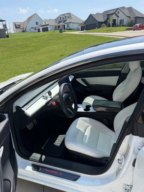 Used 2020 Tesla Model 3 Performance AWD/4WD image 3