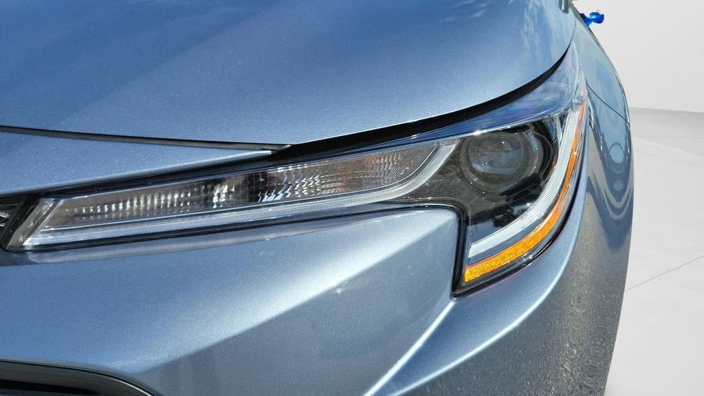 Certified 2025 Toyota Corolla LE FWD image 24