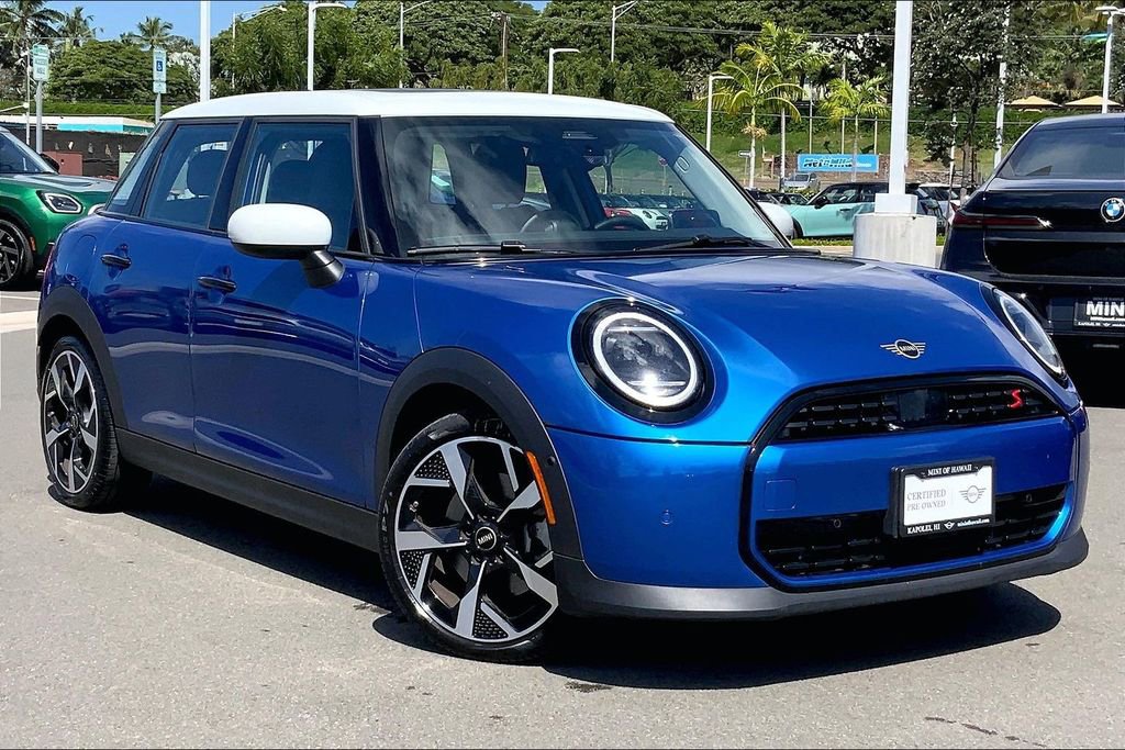 Certified 2025 MINI Cooper S image 32