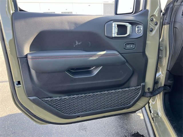 New 2025 Jeep Wrangler Unlimited Rubicon w/ XTREMEE 35" Tire Package image 12