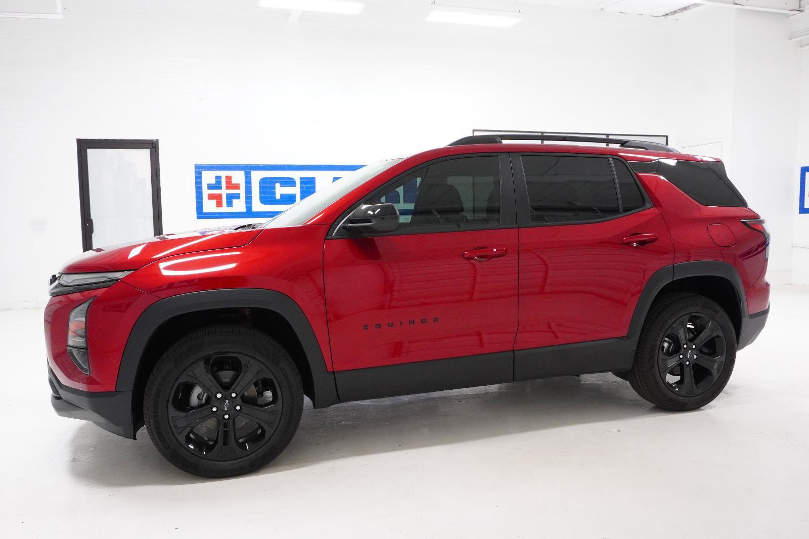 New 2026 Chevrolet Equinox LT w/ Midnight Edition image 10