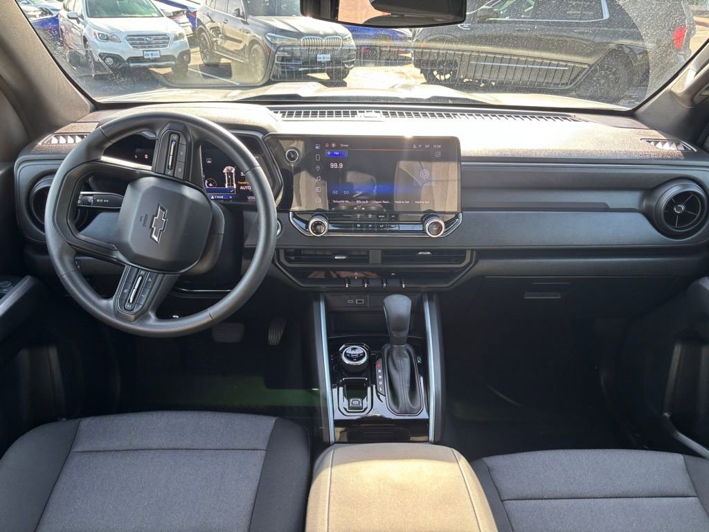 Used 2024 Chevrolet Colorado Trail Boss w/ Technology Package image 9
