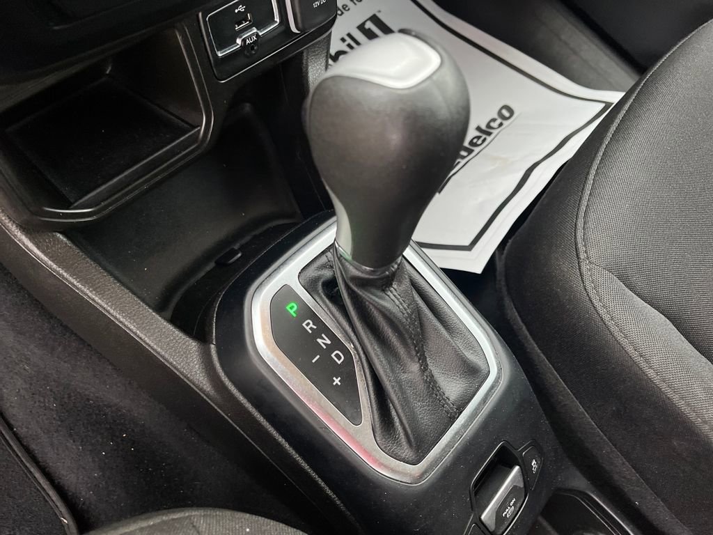 Used 2021 Jeep Renegade Latitude image 27