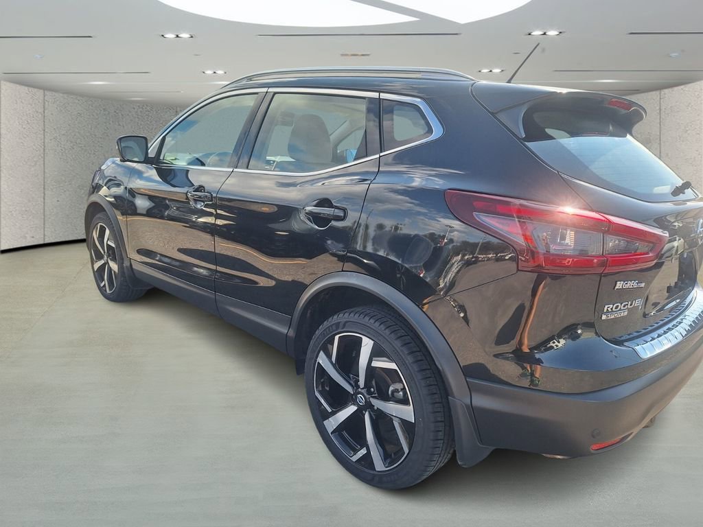 Used 2022 Nissan Rogue Sport SL image 3
