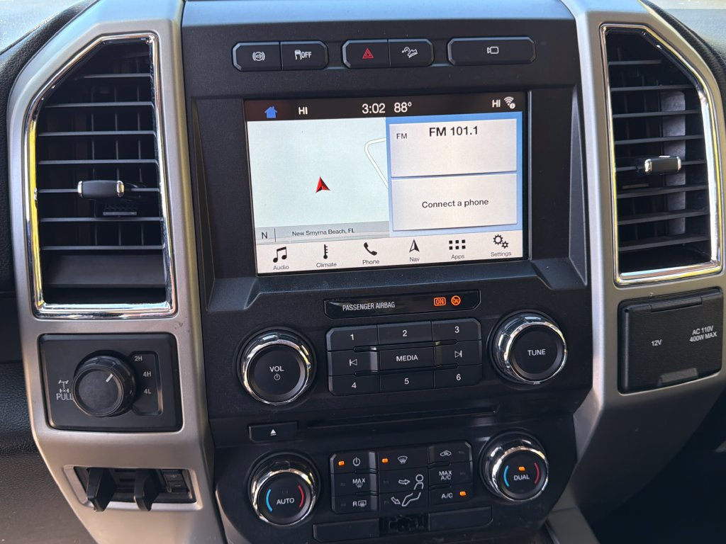 Used 2018 Ford F250 Lariat w/ FX4 Off-Road Package AWD/4WD image 24