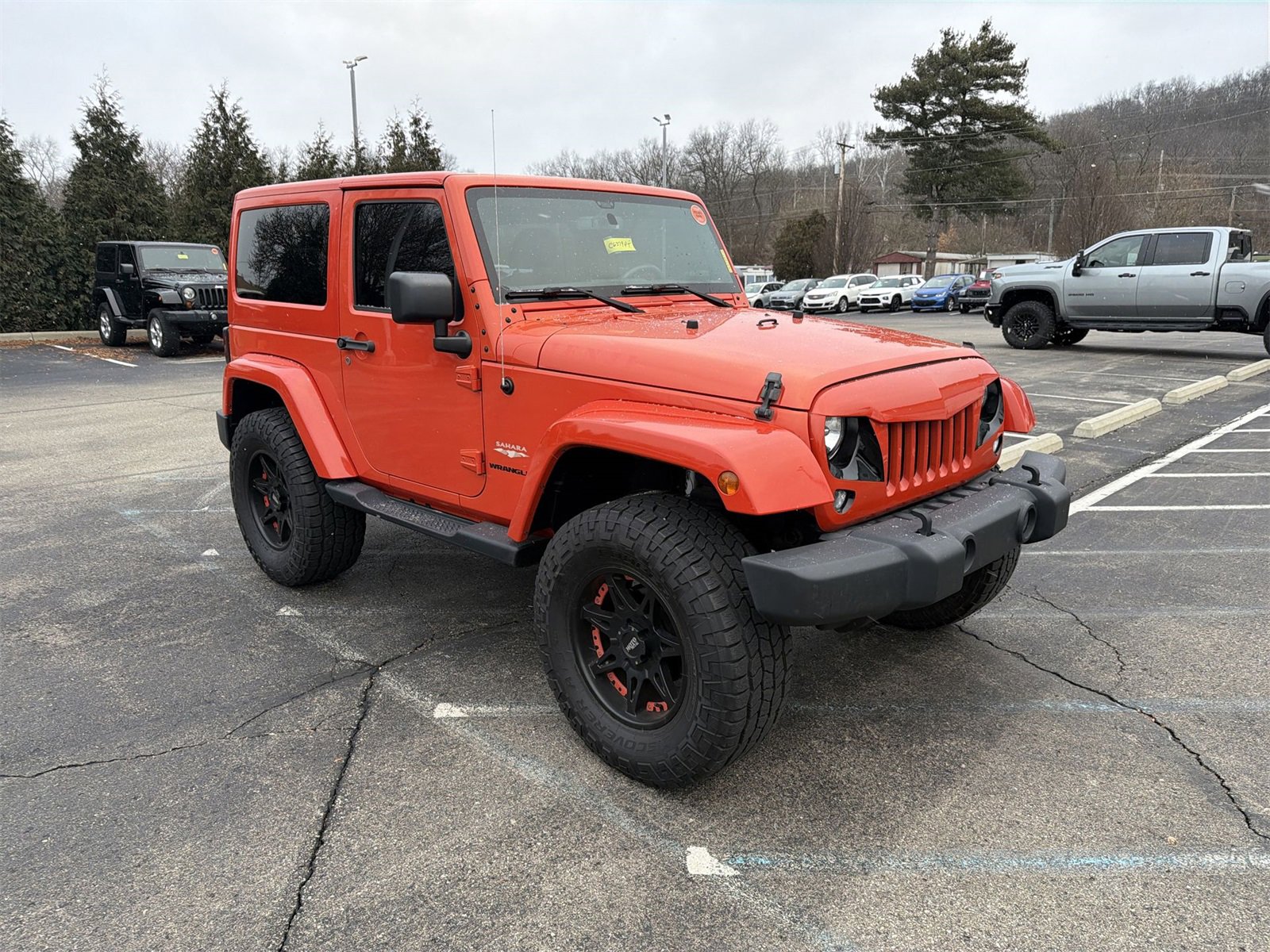 Used 2015 Jeep Wrangler Sahara image 2