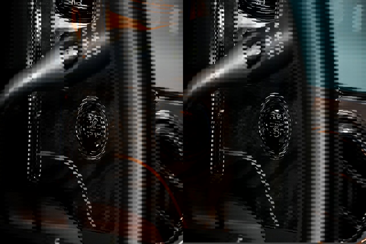 Used 2014 Rolls-Royce Wraith image 35