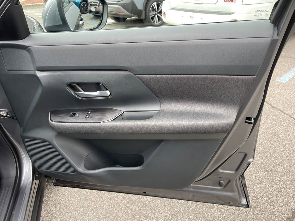 New 2025 Nissan Kicks SV w/ Illumination Package image 27
