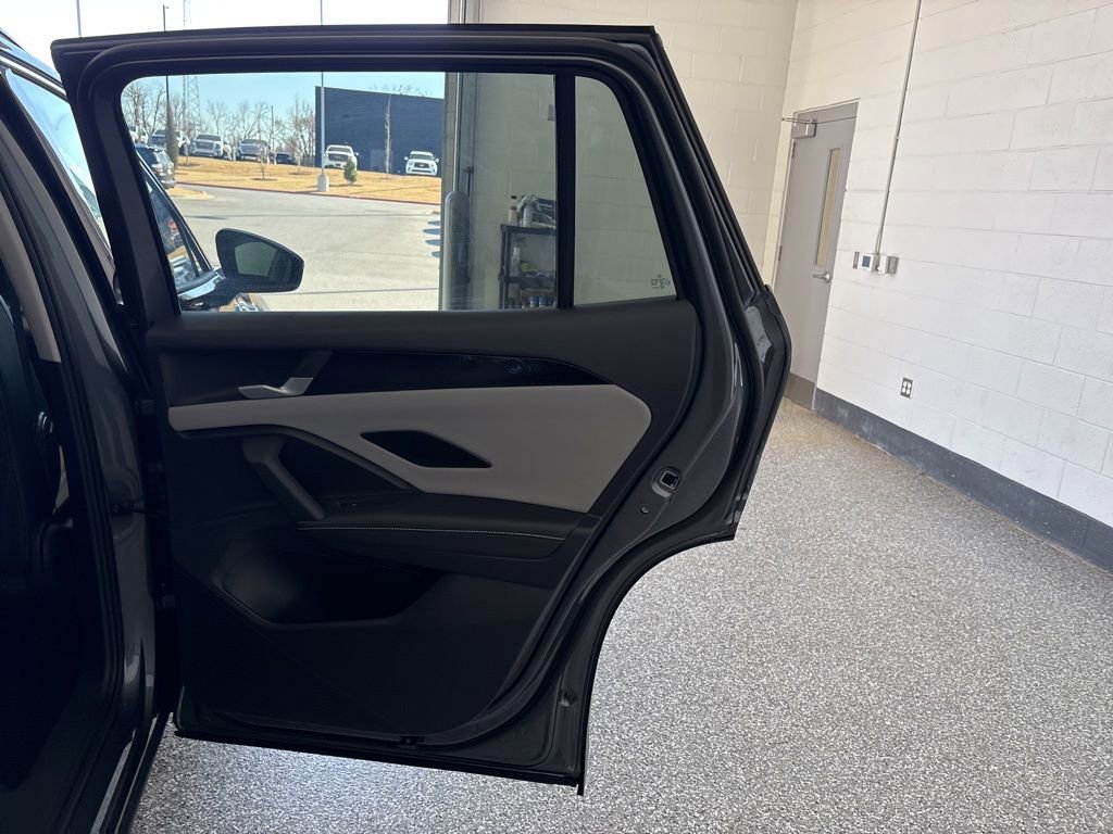 New 2026 Volkswagen Tiguan SE AWD/4WD image 30
